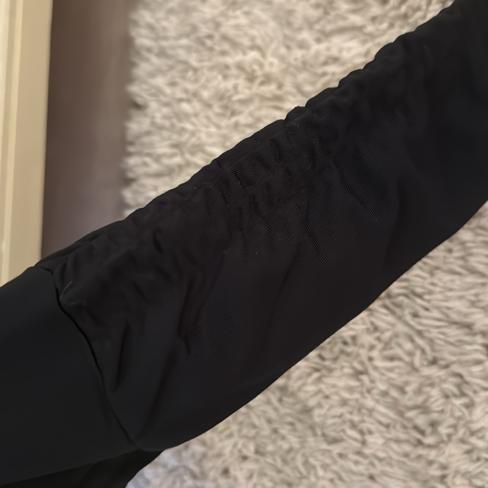 Black hooded top. Excellent condition. - Picture 6 of 6